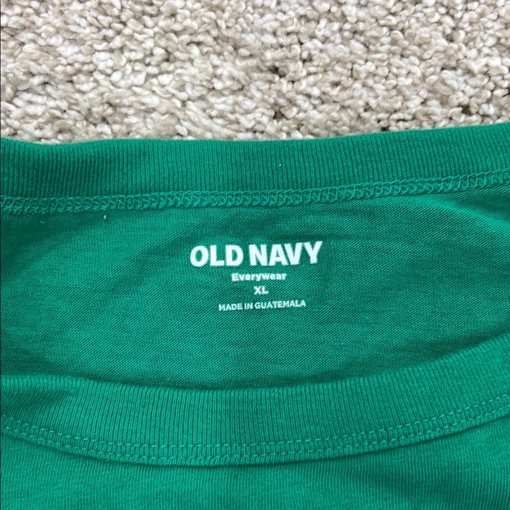 Set of 3 Old Navy Everywear T-shirts - Picture 3 of 5